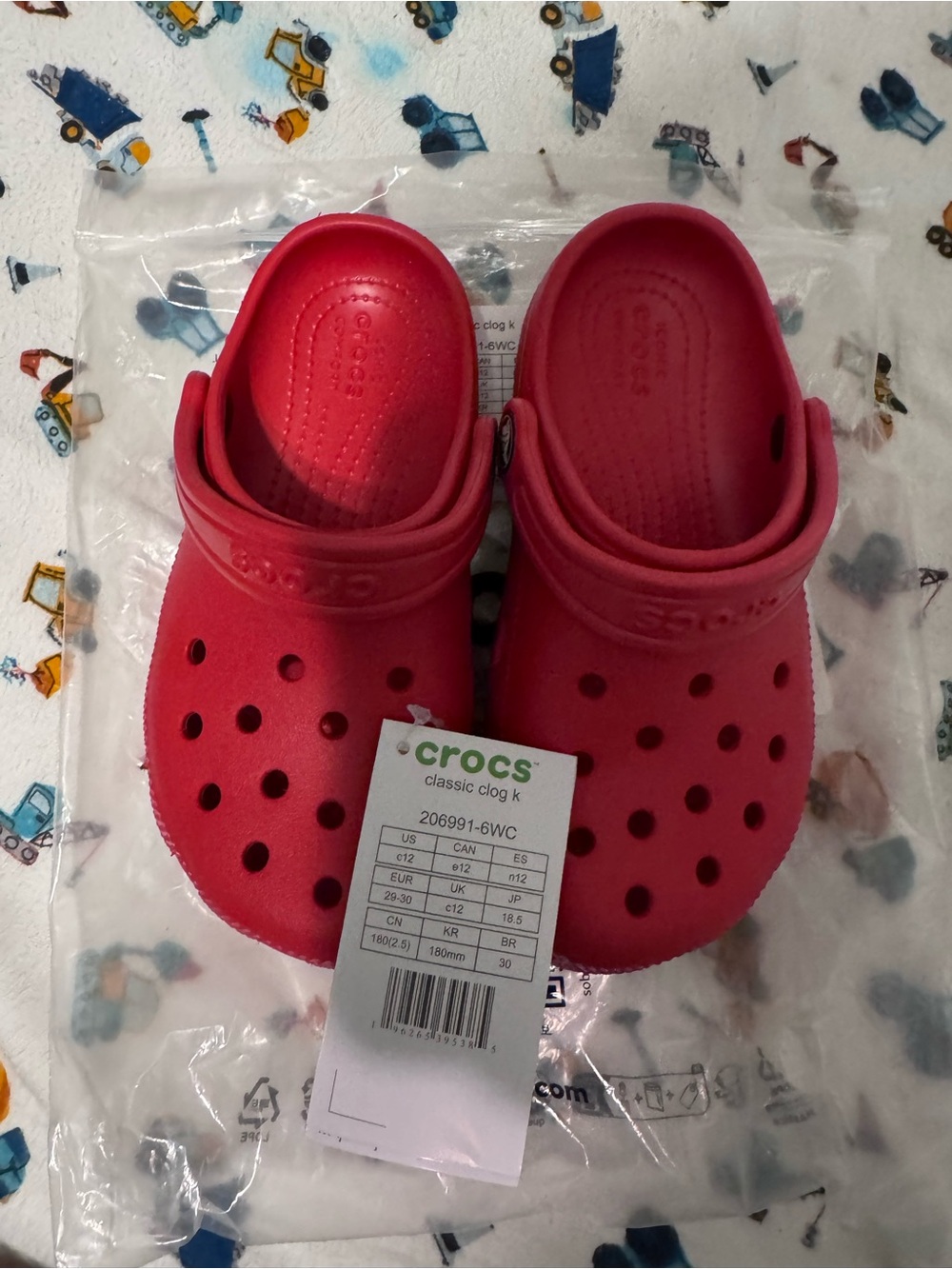 CROCS Kids Classic Clog in Red